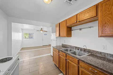 429 N 20th Ave, Phoenix, AZ 85009