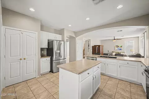 4081 E Megan Ct, Gilbert, AZ 85295 photo 9