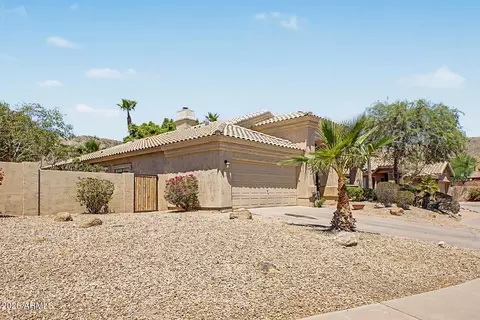 Exterior - 15608 S 7th St, Phoenix, AZ 85048 photo 5 of 14
