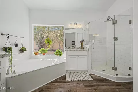 Bath - 15608 S 7th St, Phoenix, AZ 85048 photo 2 of 3