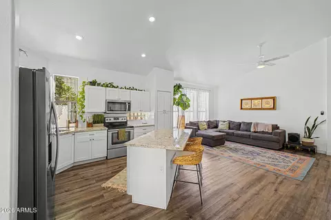 Kitchen - 15608 S 7th St, Phoenix, AZ 85048 photo 1 of 3