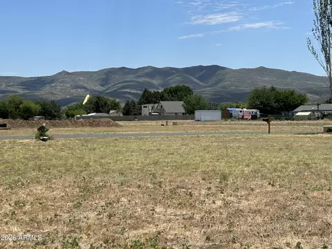 18628 S Joseph Hodge Rd #80, Peeples Valley, AZ 86332