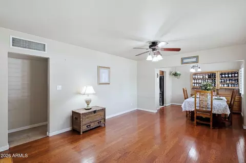 Dining - 4045 E Cambridge Ave, Phoenix, AZ 85008 photo 5 of 5