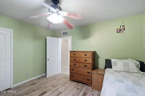 Bedroom - 4045 E Cambridge Ave, Phoenix, AZ 85008 photo 3 of 4