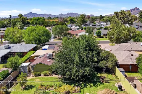 View/Area - 4045 E Cambridge Ave, Phoenix, AZ 85008 photo 5 of 6
