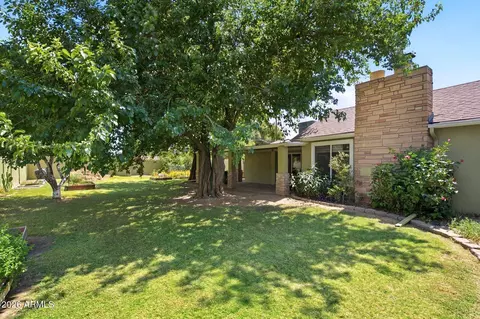 Exterior - 4045 E Cambridge Ave, Phoenix, AZ 85008 photo 2 of 5