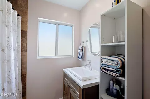 Bath - 4045 E Cambridge Ave, Phoenix, AZ 85008 photo 3 of 3