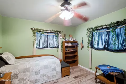 Bedroom - 4045 E Cambridge Ave, Phoenix, AZ 85008 photo 4 of 4