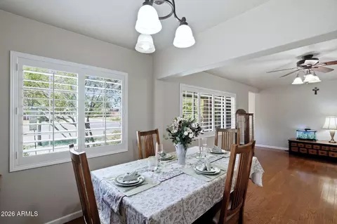 Dining - 4045 E Cambridge Ave, Phoenix, AZ 85008 photo 3 of 5