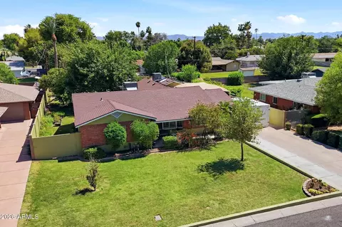 View/Area - 4045 E Cambridge Ave, Phoenix, AZ 85008 photo 1 of 6