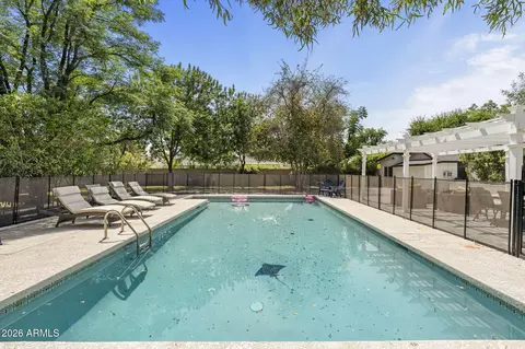 Exterior - 6740 N 7th St, Phoenix, AZ 85014 photo 11 of 19