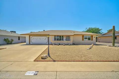19014 N 99th Dr, Sun City, AZ 85373