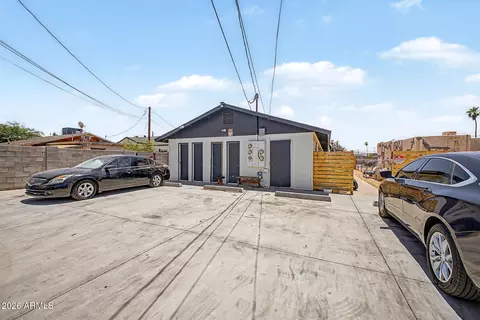 Exterior - 1438 E Adams St, Phoenix, AZ 85034 photo 4 of 8