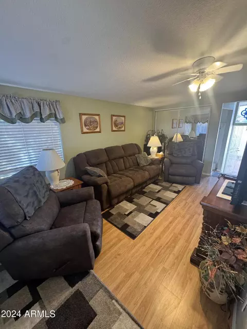 1541 W Yurok Cir, Apache Junction, AZ 85119 photo 3