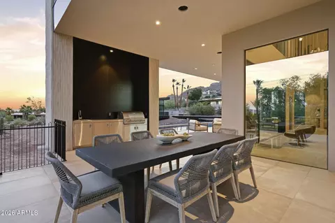 Dining - 4704 N 56th St, Phoenix, AZ 85018 photo 3 of 3