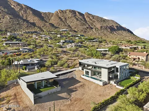 View/Area - 4704 N 56th St, Phoenix, AZ 85018 photo 1 of 2