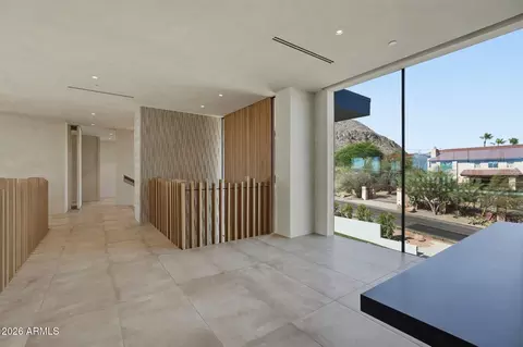 Entry Way - 4704 N 56th St, Phoenix, AZ 85018 photo 4 of 7