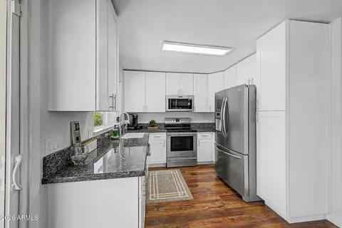 1641 E Alicia Dr, Phoenix, AZ 85042