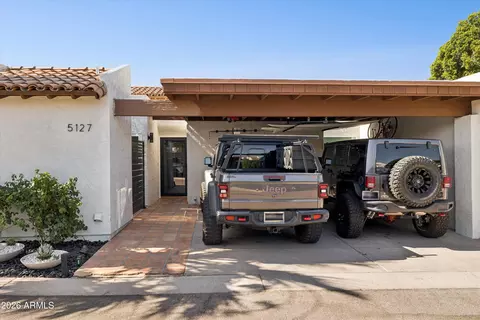 Exterior - 5127 E Windsor Ave, Phoenix, AZ 85008 photo 5 of 6