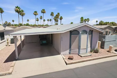 1952 E Bellerive Dr, Chandler, AZ 85249