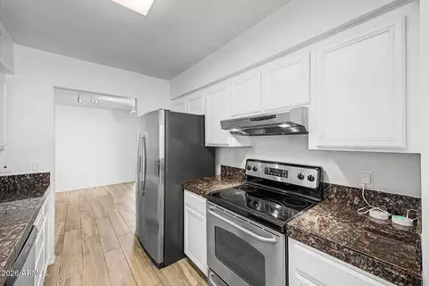 Kitchen - 1988 E Oxford Dr, Tempe, AZ 85283 photo 1 of 2