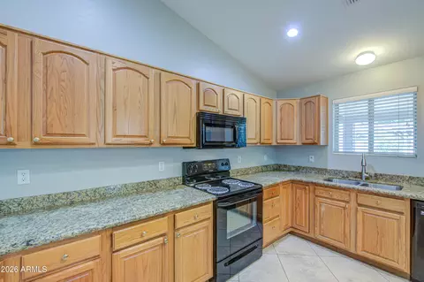 Kitchen - 2141 E Marquette Dr, Gilbert, AZ 85234 photo 5 of 6