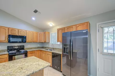 Kitchen - 2141 E Marquette Dr, Gilbert, AZ 85234 photo 3 of 6