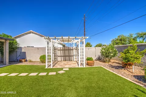Exterior - 2141 E Marquette Dr, Gilbert, AZ 85234 photo 5 of 12