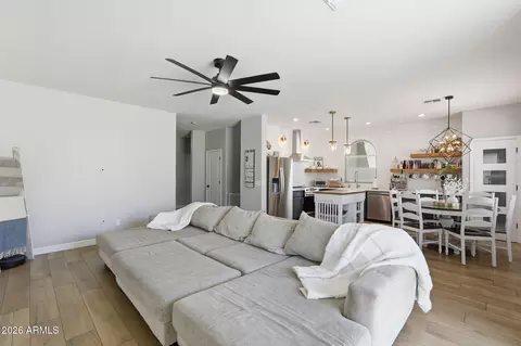 4184 E Trigger Way, Gilbert, AZ 85297 photo 9