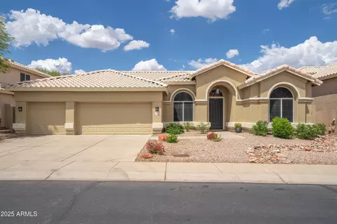 6388 W Donald Dr, Glendale, AZ 85310