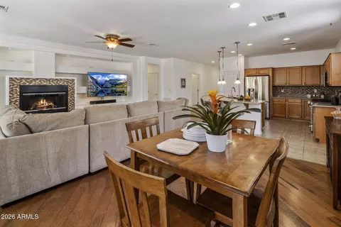 Dining - 4637 E Narrowleaf Dr, Gilbert, AZ 85298 photo 1 of 3