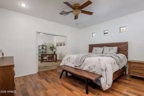 Bedroom - 4637 E Narrowleaf Dr, Gilbert, AZ 85298 photo 2 of 4