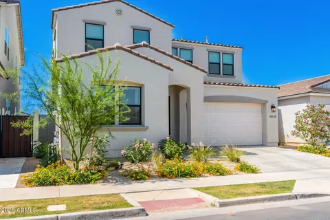 Exterior - 10115 E Thunderbolt Ave, Mesa, AZ 85212 photo 3 of 8