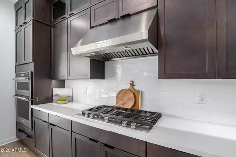 Kitchen - 10115 E Thunderbolt Ave, Mesa, AZ 85212 photo 5 of 5