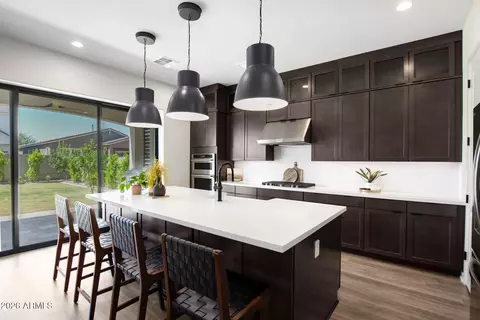 Kitchen - 10115 E Thunderbolt Ave, Mesa, AZ 85212 photo 1 of 5
