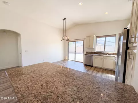 3951 E Timberline Rd, Gilbert, AZ 85297 photo 8