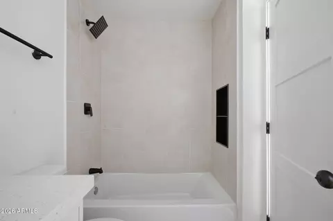 Bath - 4416 N 22nd Dr, Phoenix, AZ 85015 photo 3 of 4
