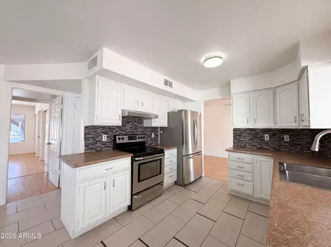 4260 E Vineyard Rd, Phoenix, AZ 85042 photo 10