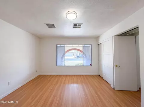 4260 E Vineyard Rd, Phoenix, AZ 85042 photo 4