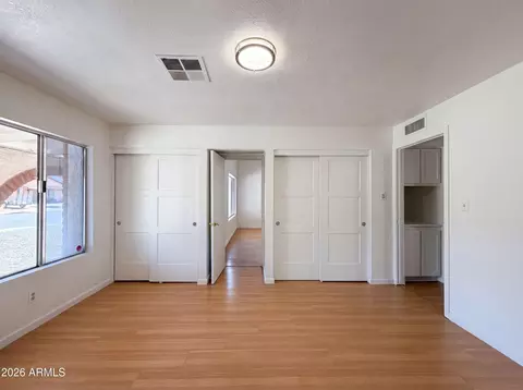 4260 E Vineyard Rd, Phoenix, AZ 85042 photo 12