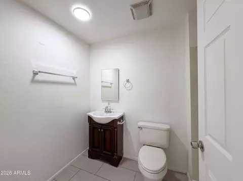 4260 E Vineyard Rd, Phoenix, AZ 85042 photo 17