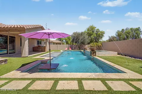 Exterior - 4835 S Watauga Ct, Gilbert, AZ 85298 photo 6 of 10
