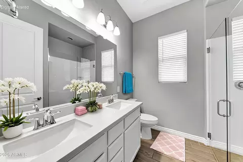 Bath - 10716 E Thatcher Ave, Mesa, AZ 85212 photo 1 of 1