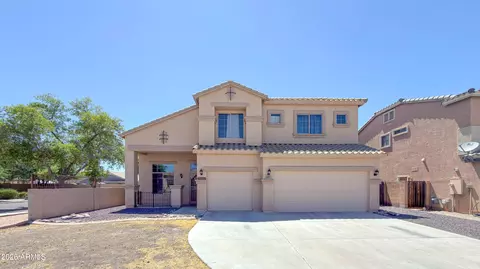 Exterior - 7320 S 15th Dr, Phoenix, AZ 85041 photo 4 of 8