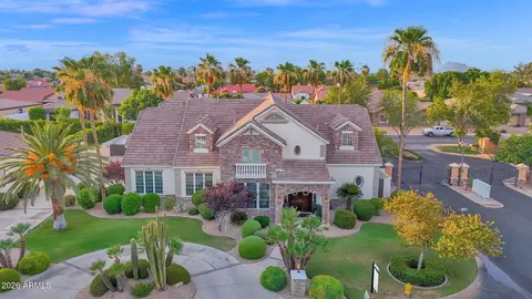 3520 E Dover St, Mesa, AZ 85213