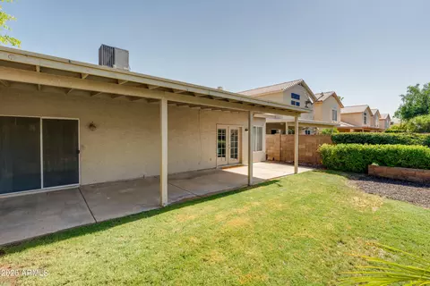 Exterior - 1921 E Aire Libre Ave, Phoenix, AZ 85022 photo 2 of 5