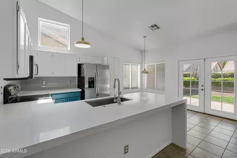 Kitchen - 1921 E Aire Libre Ave, Phoenix, AZ 85022 photo 2 of 3