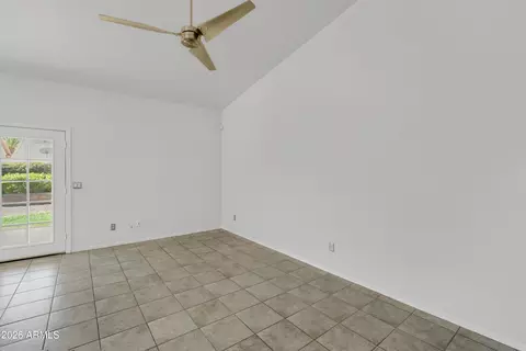 Living - 1921 E Aire Libre Ave, Phoenix, AZ 85022 photo 2 of 3