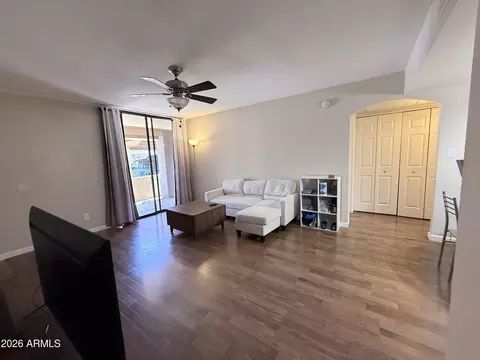 1125 E Broadway Rd #113, Tempe, AZ 85282