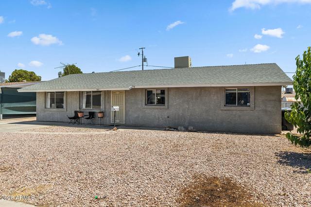 211 W Brinker Dr, Avondale, AZ 85323